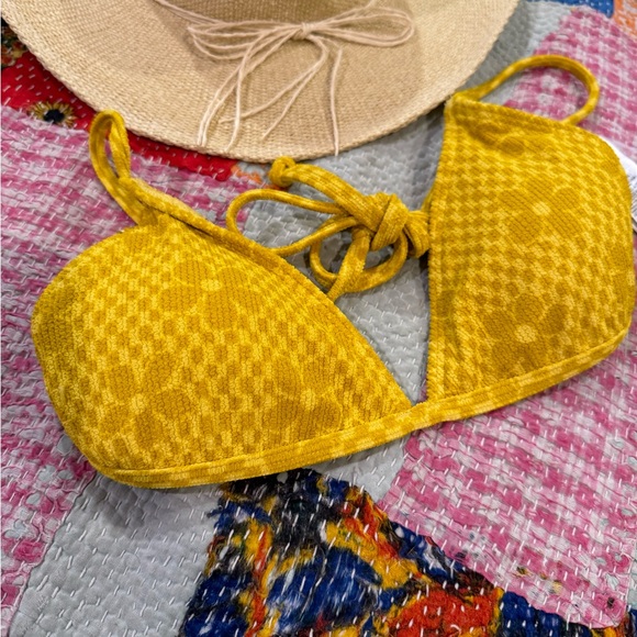 BILLABONG MADE YA LOOK TRI Salty Blonde Sting Bikini TOP ONLY - L - Picture 9 of 9